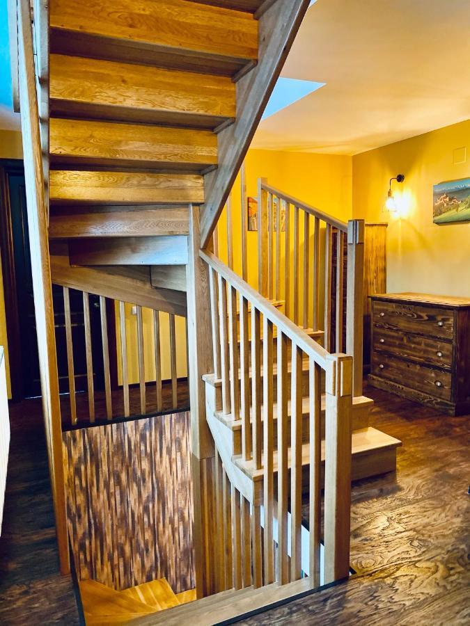 Casa Ankeli Bed & Breakfast Buşteni Eksteriør bilde