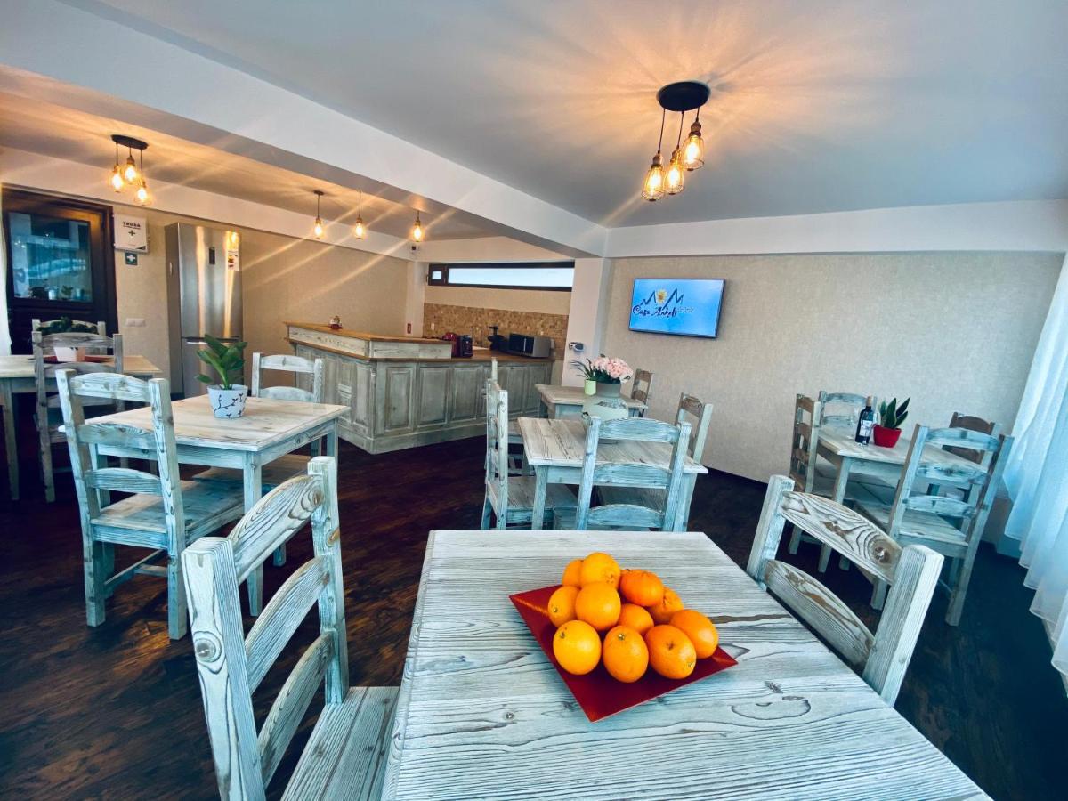 Casa Ankeli Bed & Breakfast Buşteni Eksteriør bilde